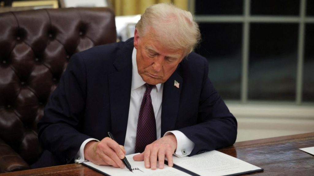 Graham: Trump ile Rusya Yaptırım Tasarısı Onaylandı