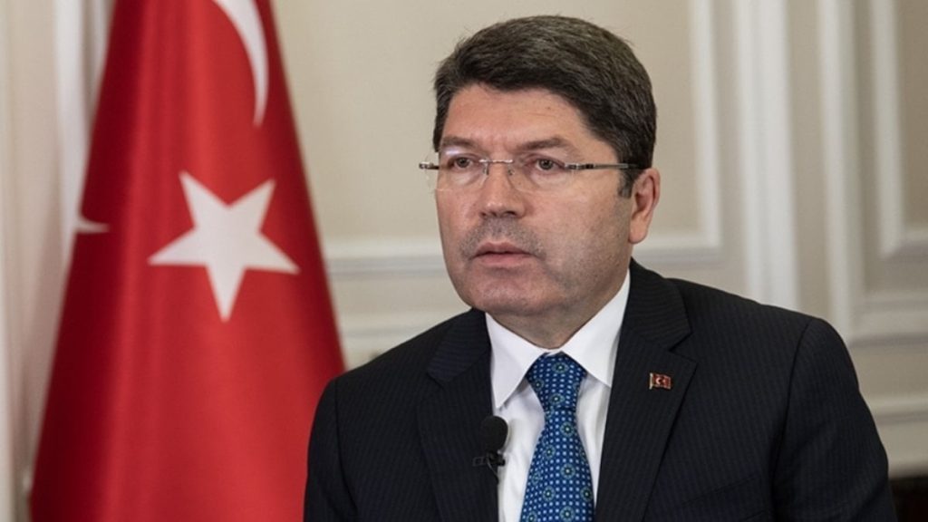 Güngören’de 17 Yaşındaki Genç Öldürüldü: Soruşturma Sürüyor