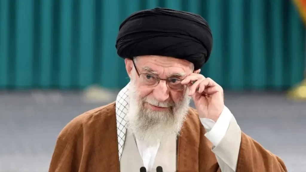 Hamaney: İran’daki sorunlara odaklanın, protestolara göz yummayız