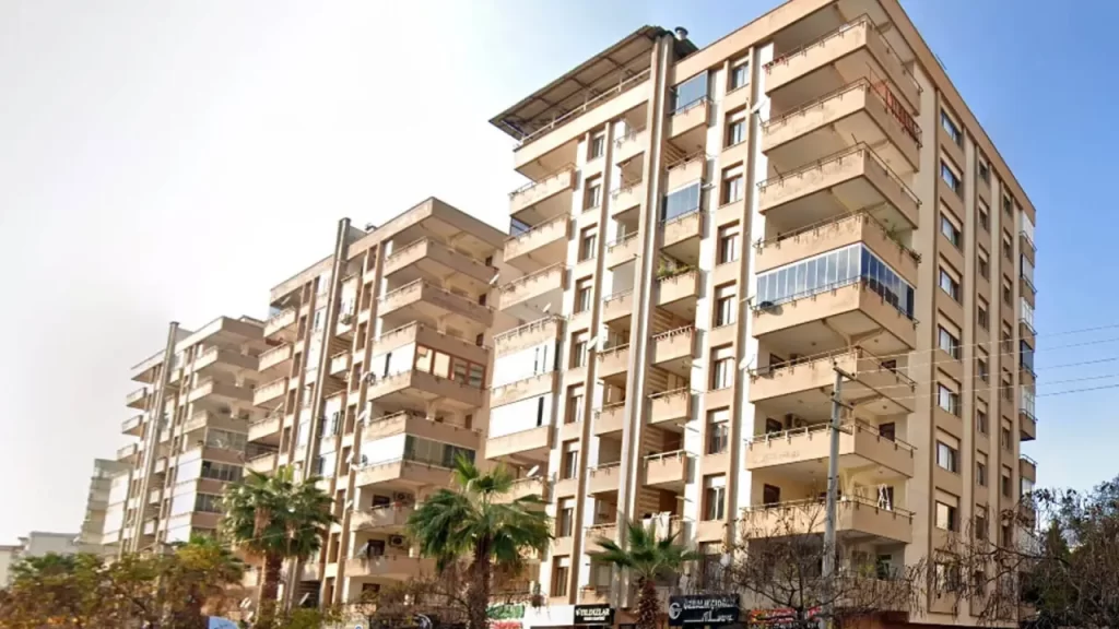 Kahramanmaraş’ta deprem sonrası yapı ve sorumluluklar sorgulanıyor