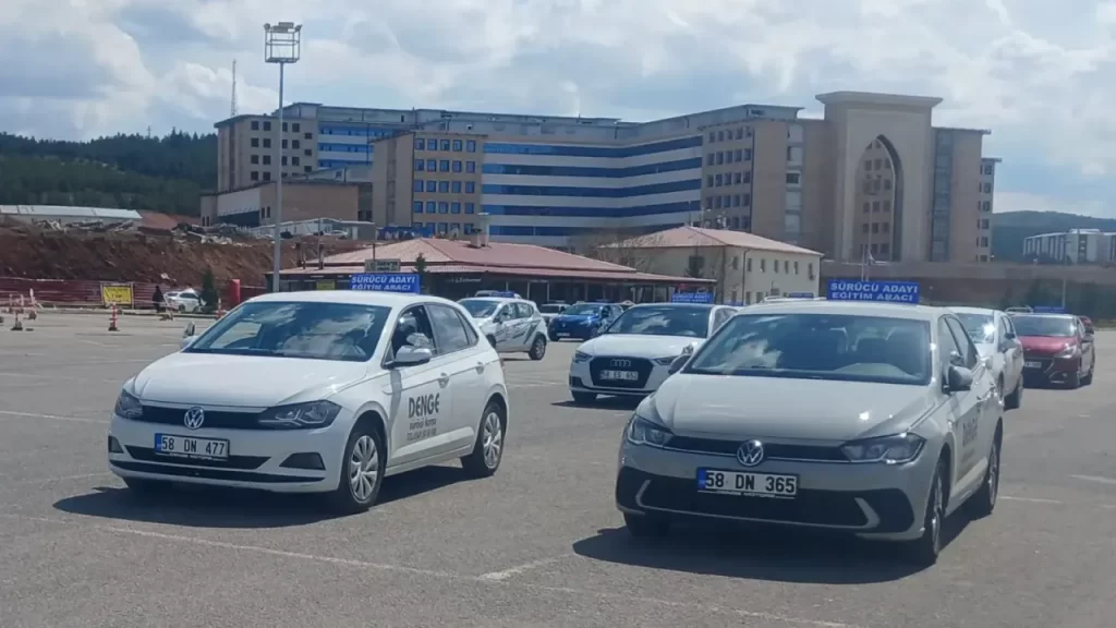 KDK, Sürücü Sınavlarının Kamera Kayıtlarıyla Denetlenmesini Tavsiye Etti