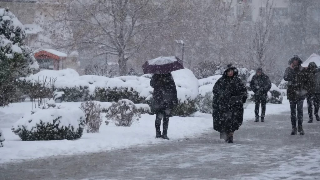 Kış aylarında karbonmonoksit zehirlenmesine karşı uyarı