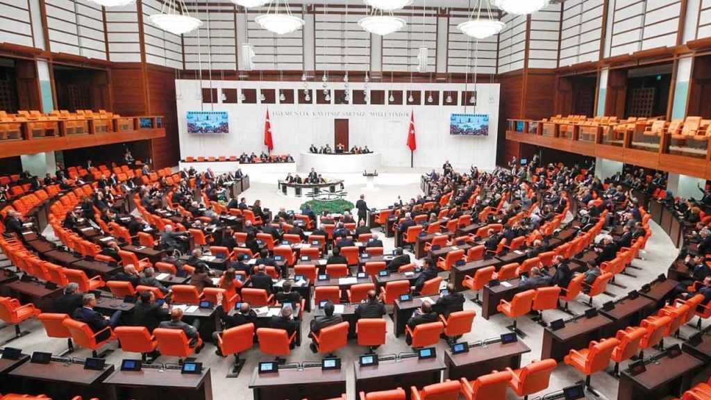 Meclis İçtüzüğünde Disiplin Sistemleri ve Cezalar Güncelleniyor