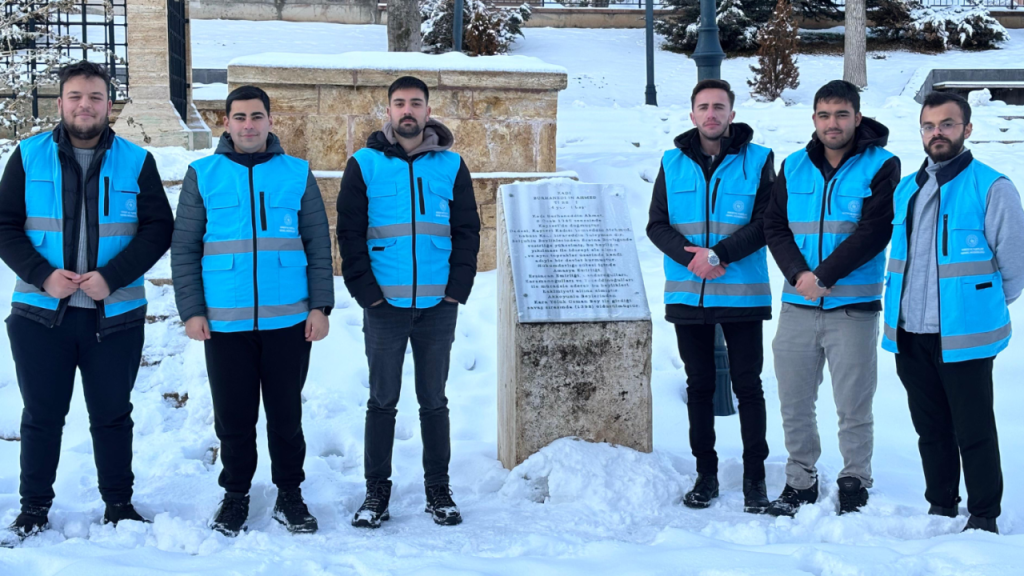 Sivas Kadı Burhaneddin Yurt Personeli Tarih Gezisi Düzenledi