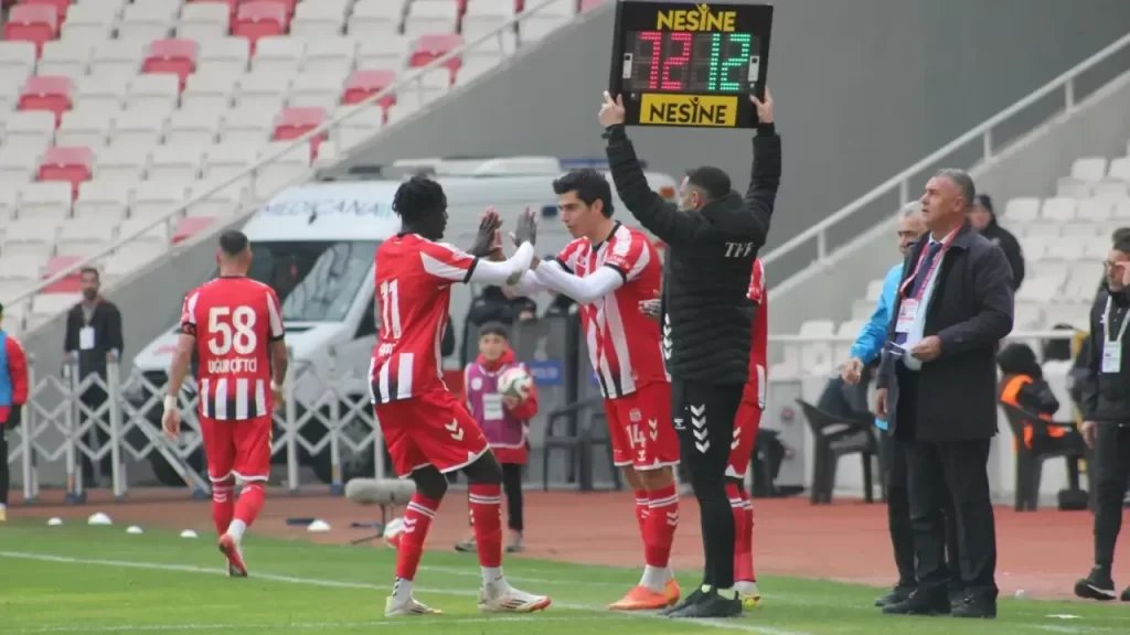 Sivasspor, Erzurumspor’u ağırlayacak: Maç detayları ve önemli bilgiler