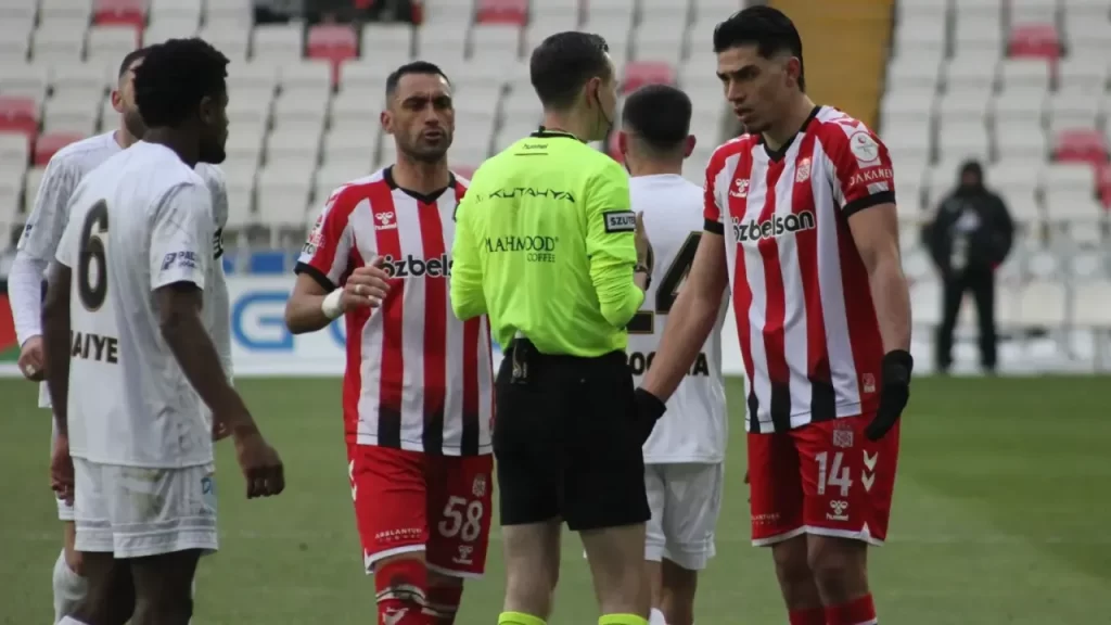 Sivasspor, transfer yasağını kaldırmak için çalışmalara başladı