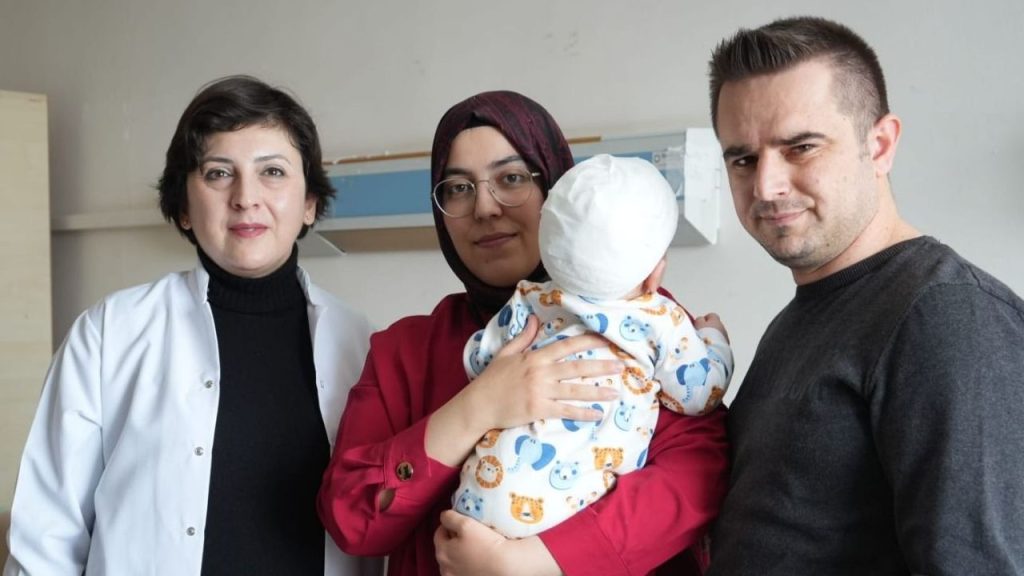 Sivas’ta ilk kez endoskopik kraniosinostoz ameliyatı başarıyla gerçekleştirildi