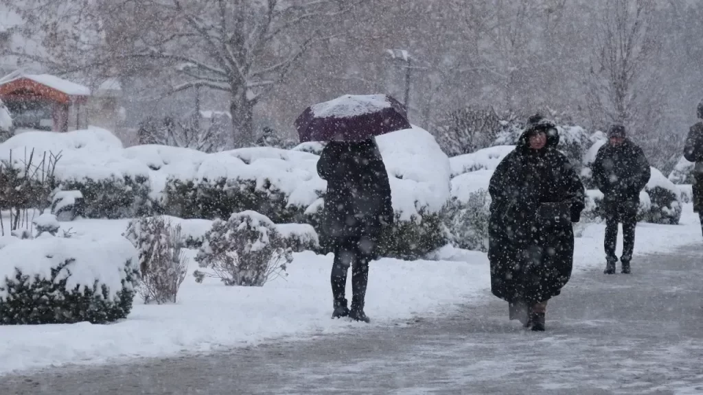 Sivas’ta Kuvvetli Kar Yağışı Uyarısı: Ulaşım Aksamaları Bekleniyor