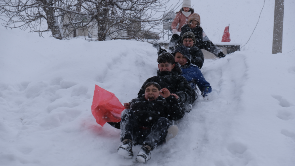 Sivas’ta yoğun kar nedeniyle okullar tatil edilebilir