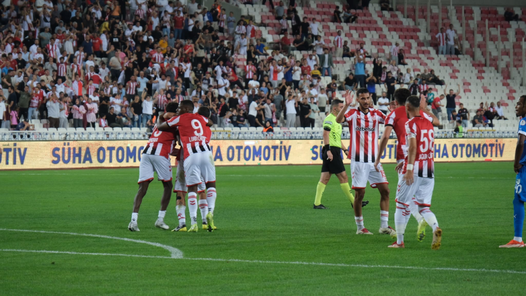 Trendyol 1. Lig’de Bodrum FK ve Sivasspor karşılaşmasında heyecan dorukta