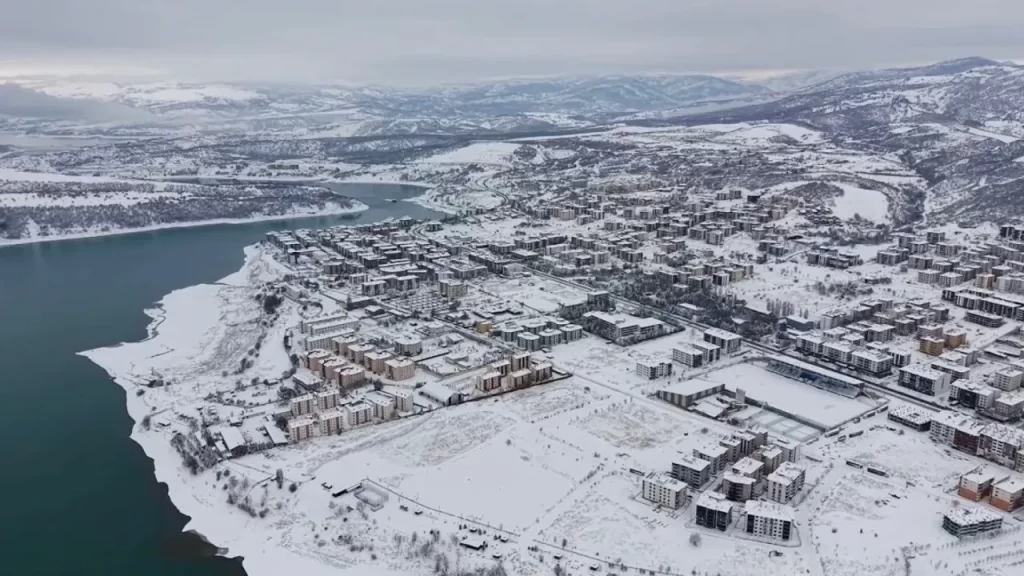 Tunceli’de Kar ve Buzlanmadan Kaynaklı Eğitim Ara Kararı
