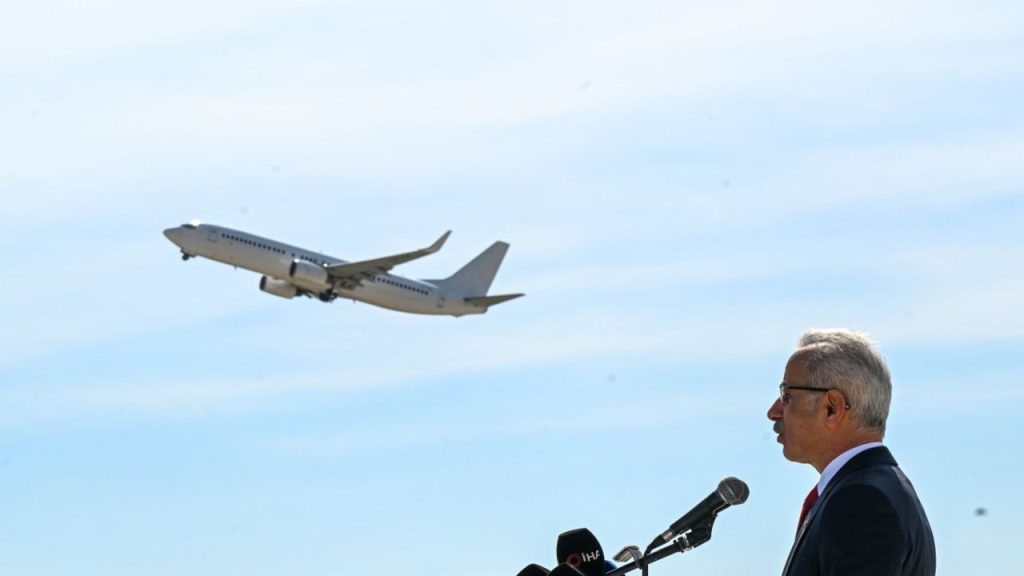 Türk hava sahası transit uçuşlarda yeni rekorlar kırıyor