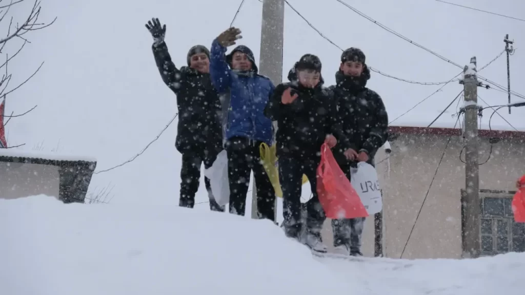 Vali Yılmaz Şimşek: Okullarda kar nedeniyle bir gün daha tatil