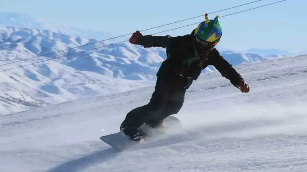 Yıldız Dağı Kayak Merkezi’nde Yoğun Kar ve Güvenlik Çalışmaları