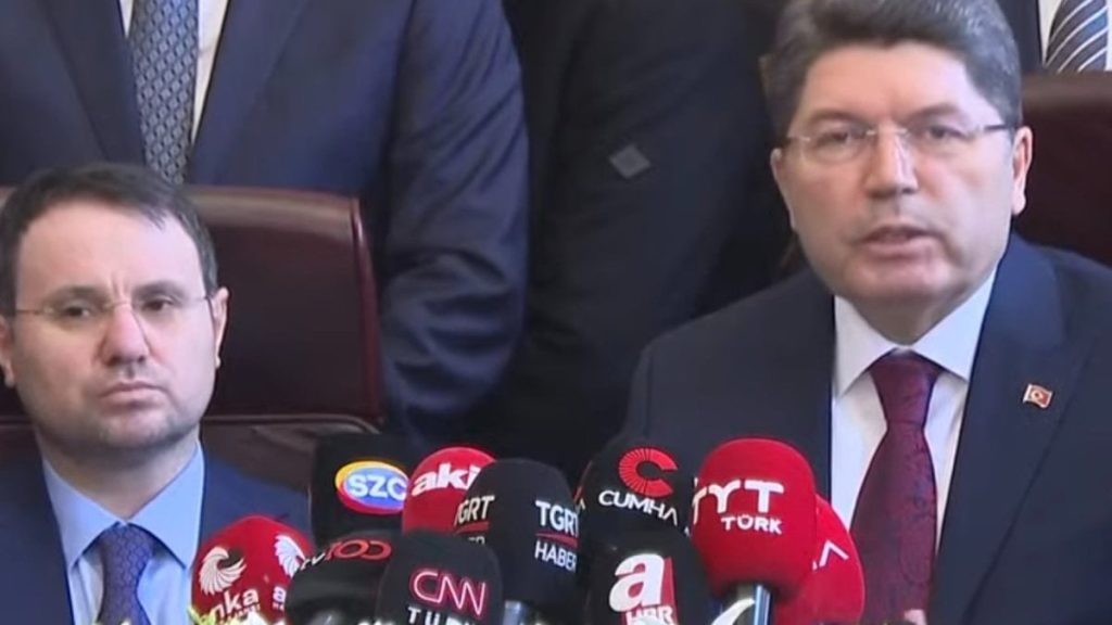 Adalet Bakanlığı devri: Akın Gürlek görevi devraldı