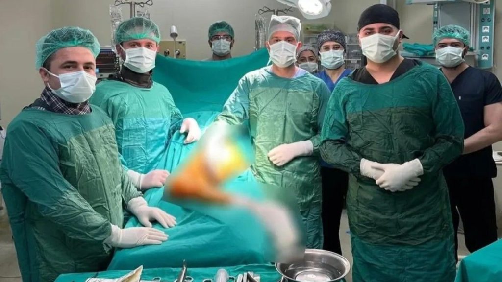 Akdağmadeni’nde 91 Yaşında Kalça Kırığına Başarılı Müdahale