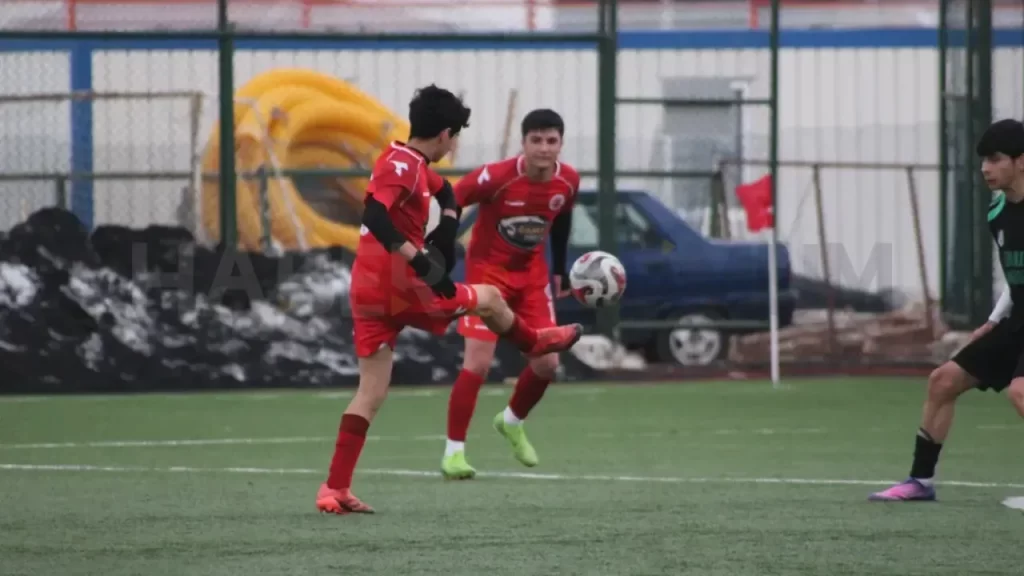 A.Turan Gazispor, Zirve yolunda net bir galibiyetle öne çıktı