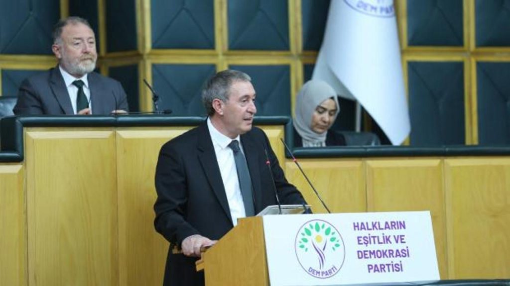 Bakırhan: İktidara çağrı ve umut hakkı vurgusu etkili bir yol haritası