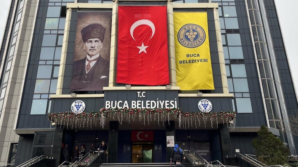 Buca’da Ruhsat ve Denetimde Rüşvet Soruşturması: 26 Şüpheli Gözaltında