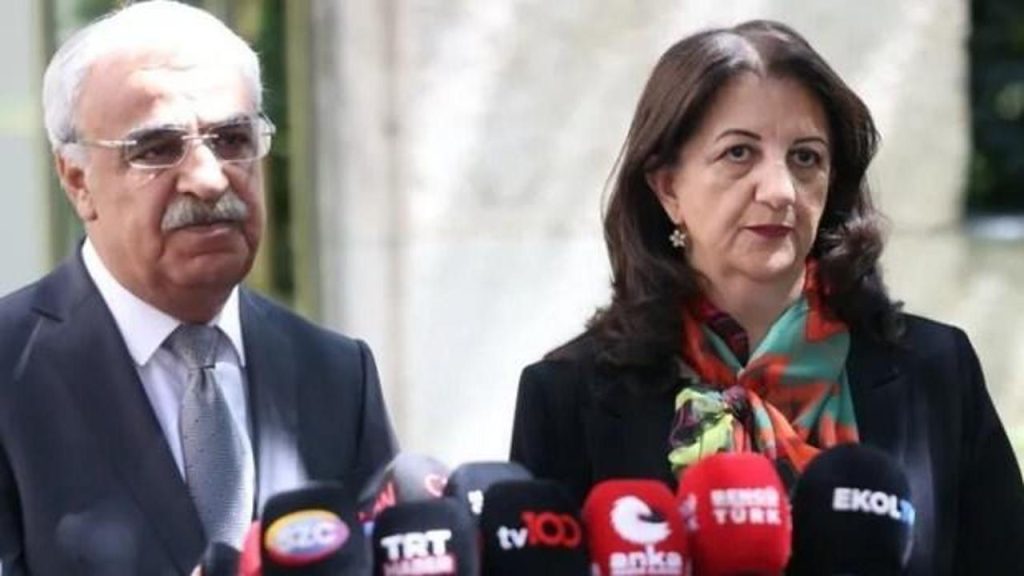 DEM Parti Heyeti İmralı’da Öcalan ile Görüştü: Heyet Van ve Şanlıurfa vekillerinden oluşuyor