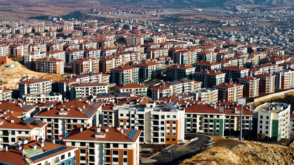 Deprem Bölgesinde 455 Bin Konut ve Şehirler Hayata Geçti