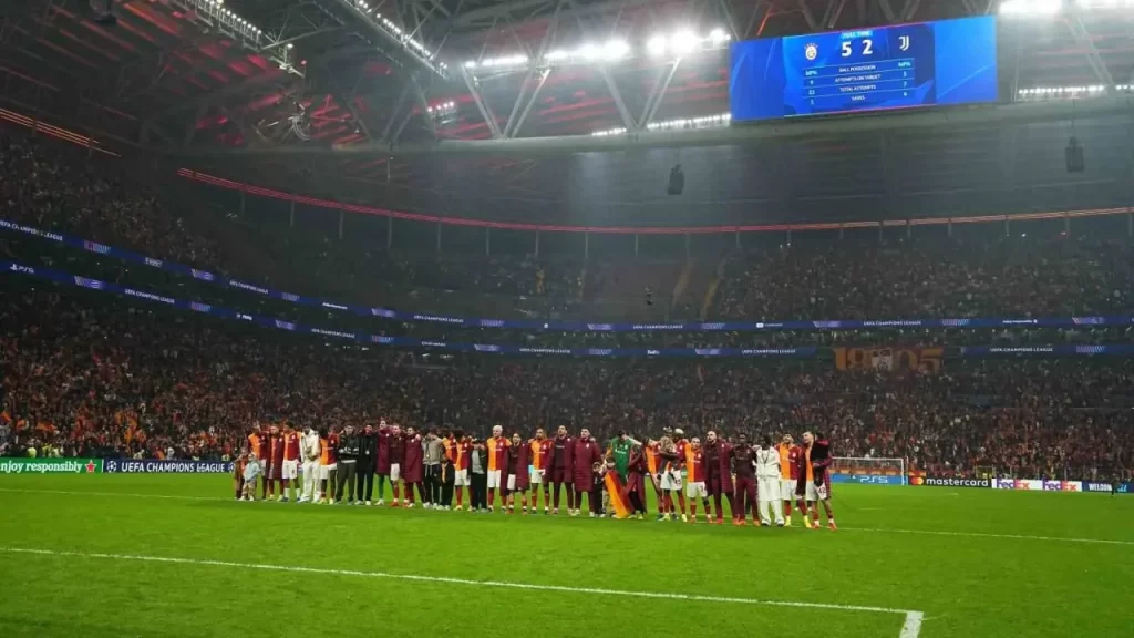 Galatasaray 5-2’lik galibiyetle Juventus karşısında avantajı elde etti