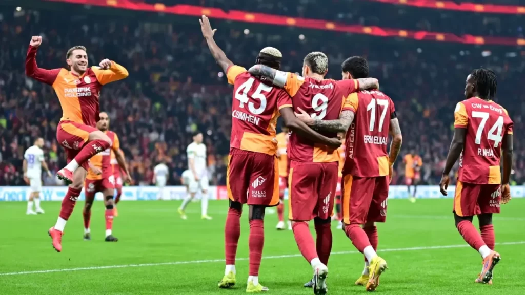 Galatasaray, Eyüpspor’u 5-1’lik skorla geçerek 30 maçlık iç saha yenilmezlik serisini sürdürdü