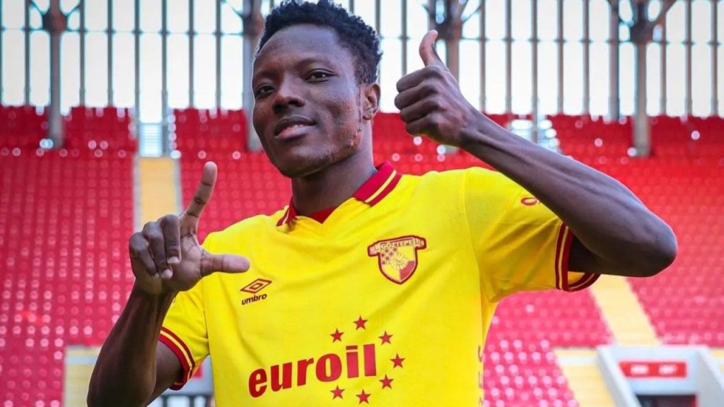 Göztepe, Musah Mohammed ile 3,5+1 yıllık sözleşme imzaladı