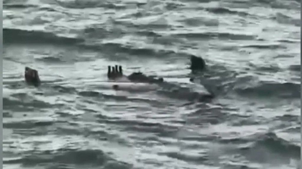 Karaburun’da İHA Görülmesi Şüpheli Cisim Balıkçıların Bildirimiyle İnceleme Altında