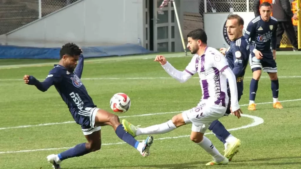 Keçiörengücü 1-2 Erzurumspor FK: Geriye düşüp son anda gelen galibiyet serüveni