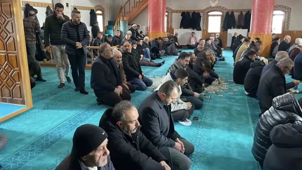 Ramazan’da Sivas’ta Abdulvahabi Gazi Türbesi ve Şehzadeler Ziyareti