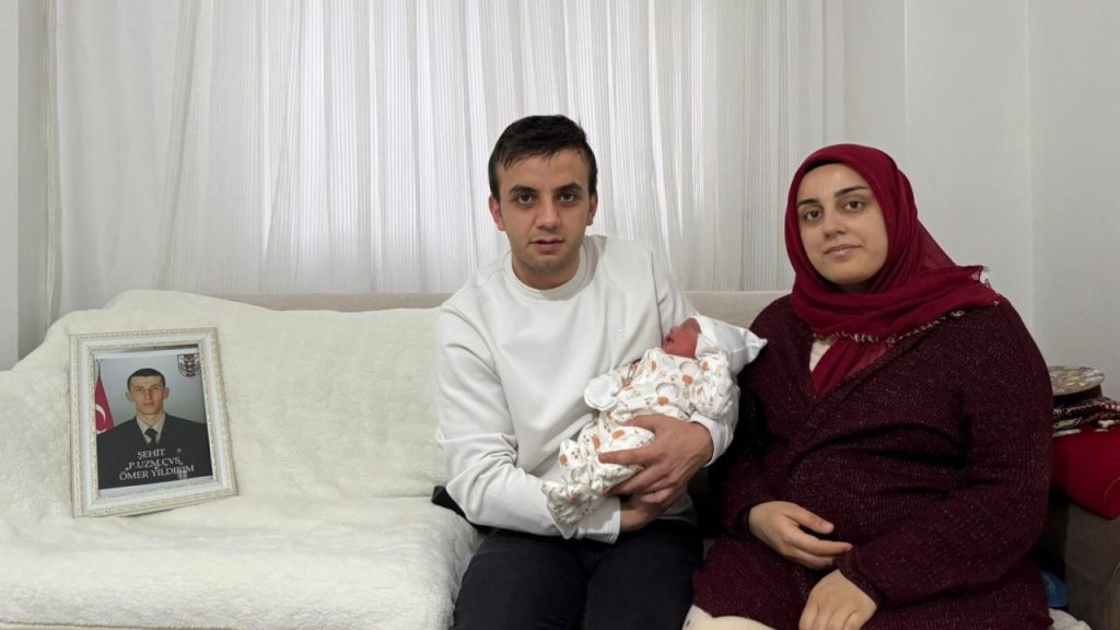 Şehit Ömer Yıldırım’ın Adı Bebeğine De Yaşatıldı