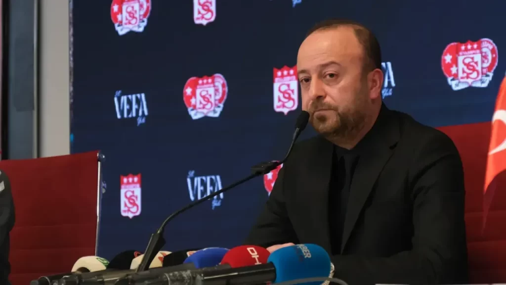 Sivasspor Başkanı Özçoban: 33 puana talibiz, mali dengeler sağlandı