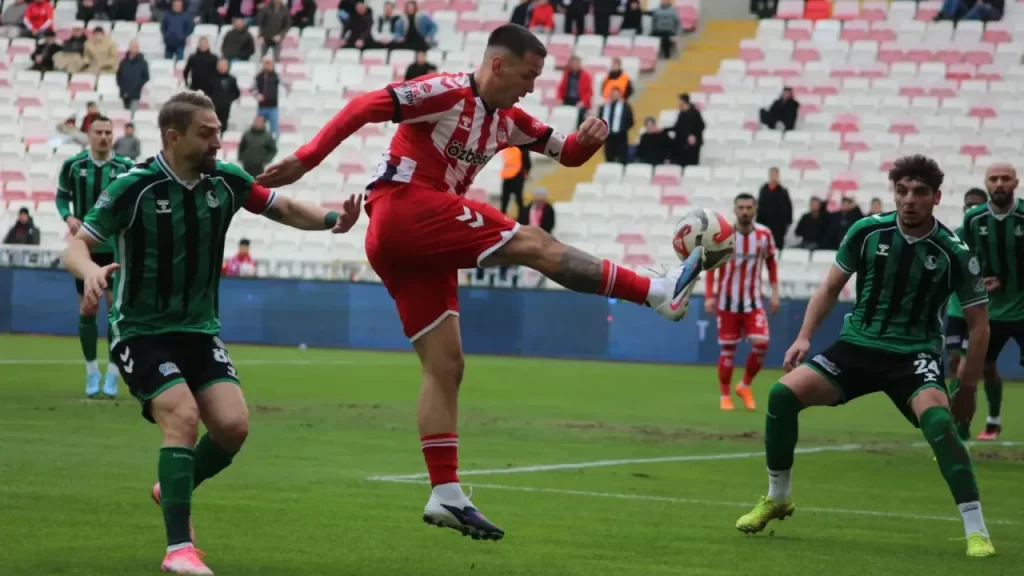 Sivasspor’un İlk Gol Krizi: Geri Dönüşler Sınırlı Kaldı