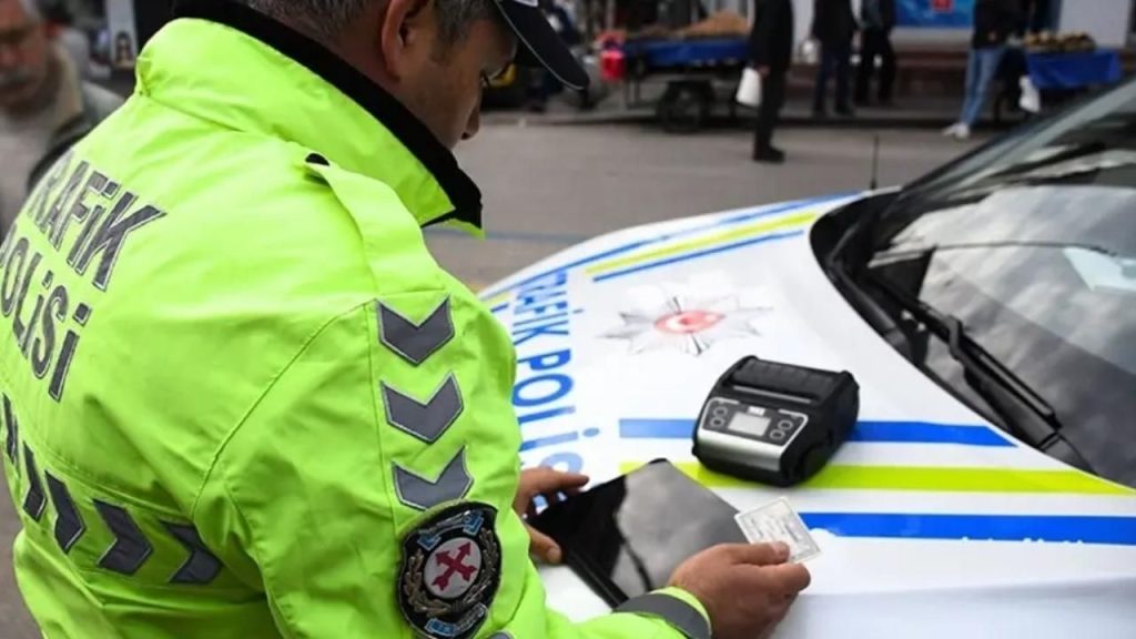 Trafikte yeni düzenlemeler: Hız, ehliyet ve yasal yaptırımlar netleşti