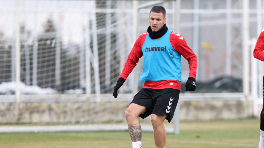 Yiğidolar, Vanspor FK hazırlıklarını sürdürüyor