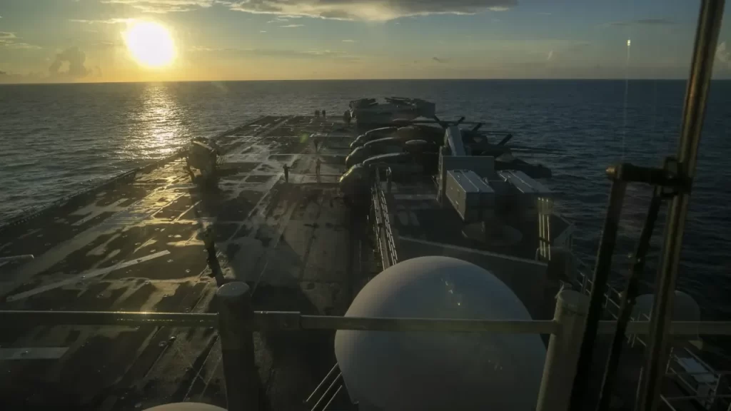 CENTCOM: USS Tripoli görev bölgesinde hareketli hareketler