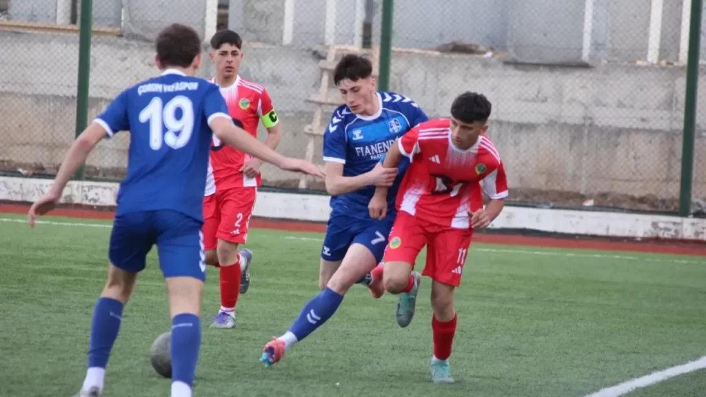 Çorum Vefaspor, Tokat Topçamspor’u 2-0 mağlup ederek finale yükseldi