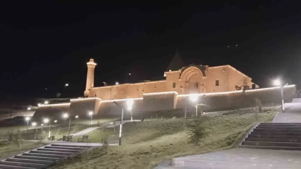 Divriği Ulu Cami’de Kadir Gecesi Programı İlçe Müftülüğünden