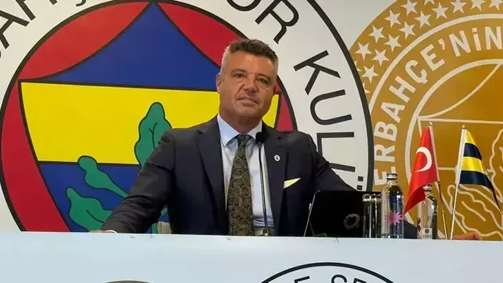 Fenerbahçe Başkanı Sadettin Saran’ın Araç Kazası: Yaralananlar ve İlk Gözlemler