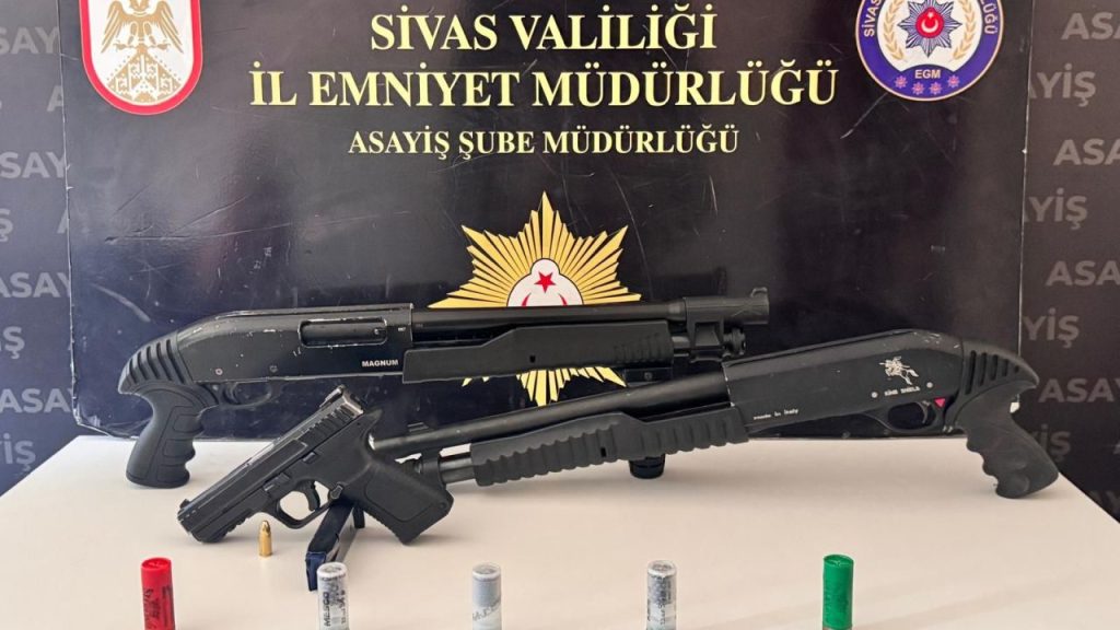 Karakolda 7 Şüpheli Gözaltında: Pompalı Tüfeklerle Ateş Edildi