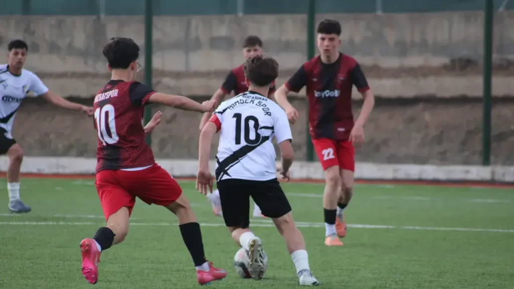 Kayseri, Sivas’ta 3-0’lık net galibiyetle finale yükseldi