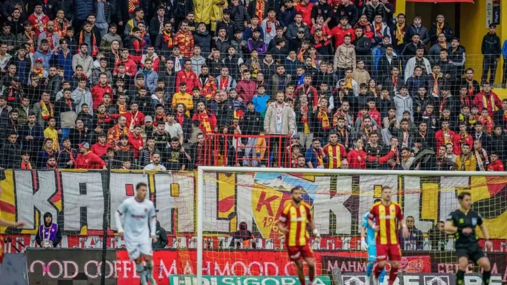Kayserispor’a Disiplin Cezası ve Taraftar Blokesi Detayları