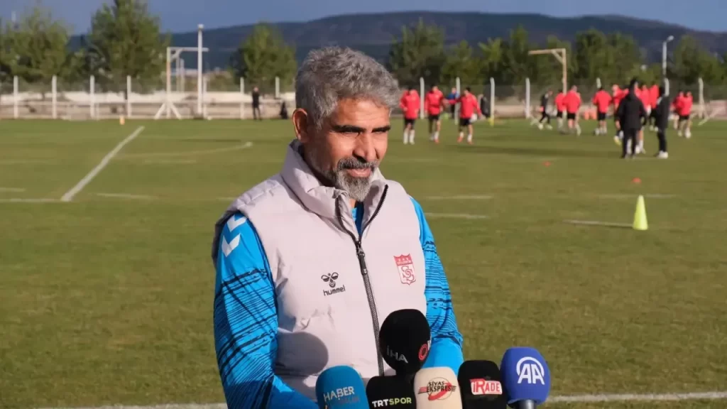 Play-off hattına yaklaşan Esenler Erokspor maçı için hazırlıklar sürüyor