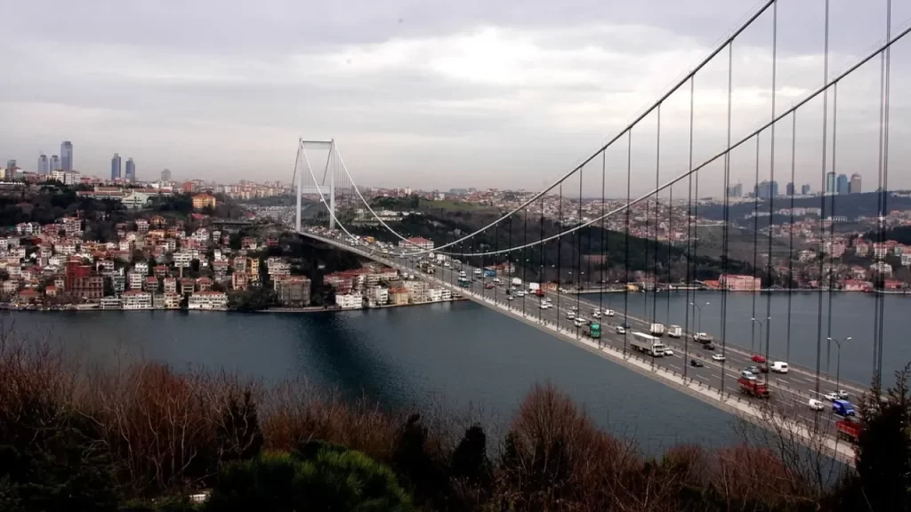 Ramazan Bayramı’nda ücretsiz ulaşım: köprü, otoyol ve raylı sistemler