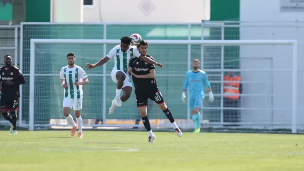 Serik Spor ile Sivasspor arasındaki çekişme 0-0 sona ERdi