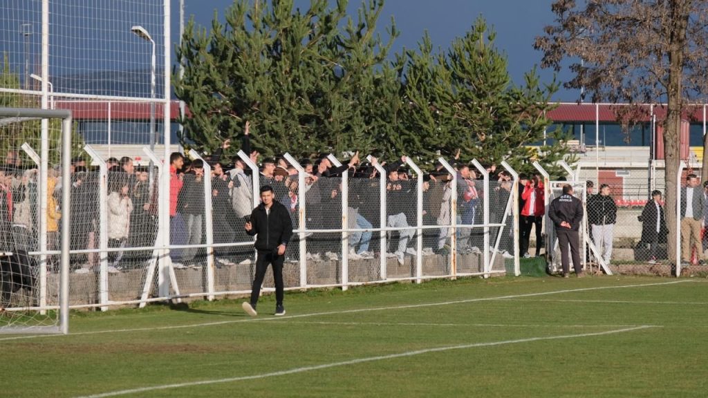 Sivasspor taraftarına açık antrenmanla moral dopingi