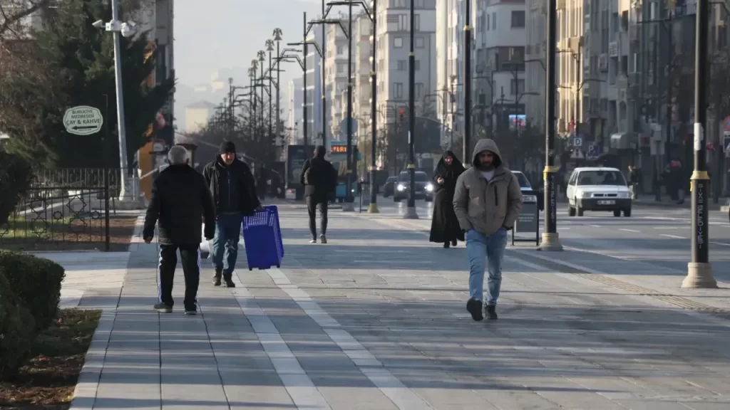 Sivas’ta Bölgesel Gündem ve Spor Haberleri: Ümraniyespor Maçı ve Deprem Verileri