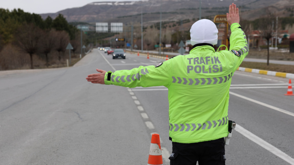 Sivas’ta Hafta Boyunca Yoğun Denetim: 23.882 Araç Kontrolü