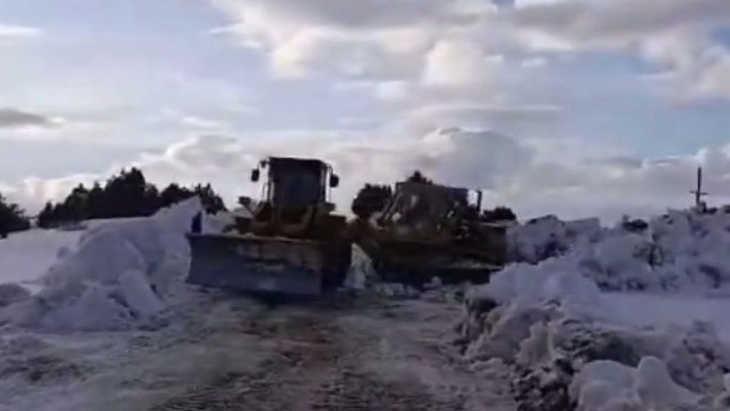 Sivas’ta Karla Mücadele: Yollar Ulaşıma Açık Tutuluyor